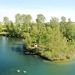 Üdülőpark Les Etangs De La Bassee 5*