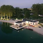 Les Etangs De La Bassee Üdülőpark