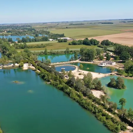 Les Etangs De La Bassee Vakantiepark