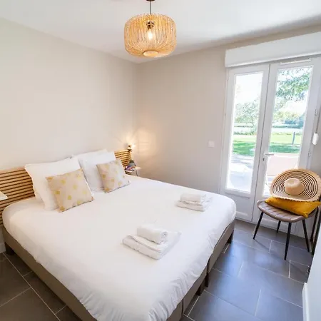 Les Etangs De La Bassee