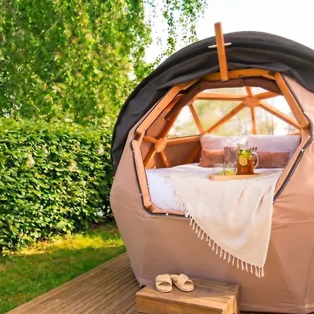 Les Etangs De La Bassee 5*