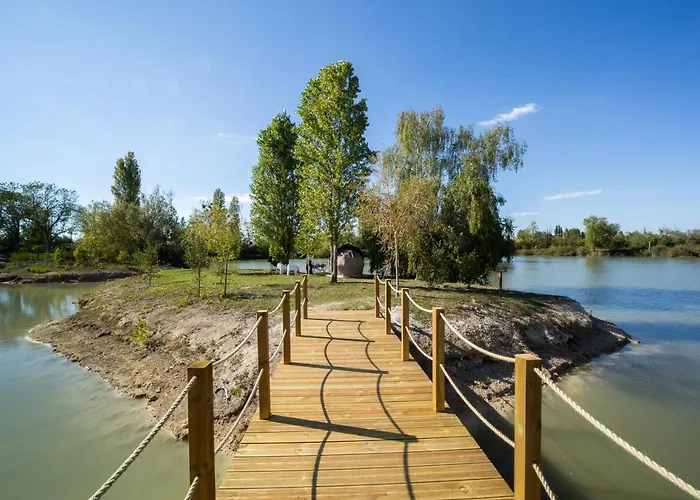 База отдыха Les Etangs De La Bassee Gravon