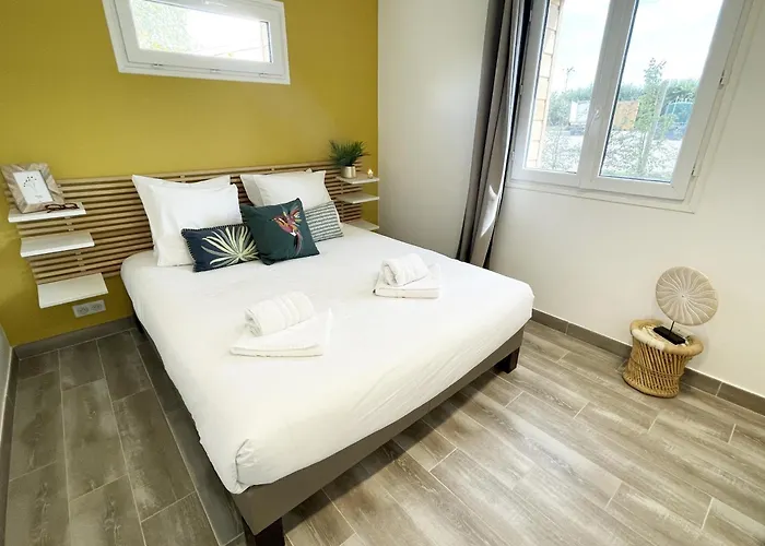 Les Etangs De La Bassee