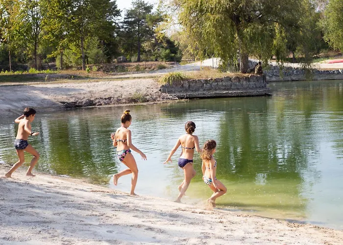 Les Etangs De La Bassee 5*